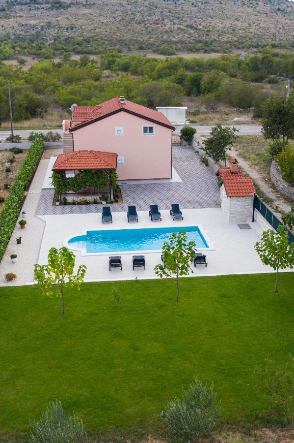 Villa Verbena Mala Cista Exterior photo